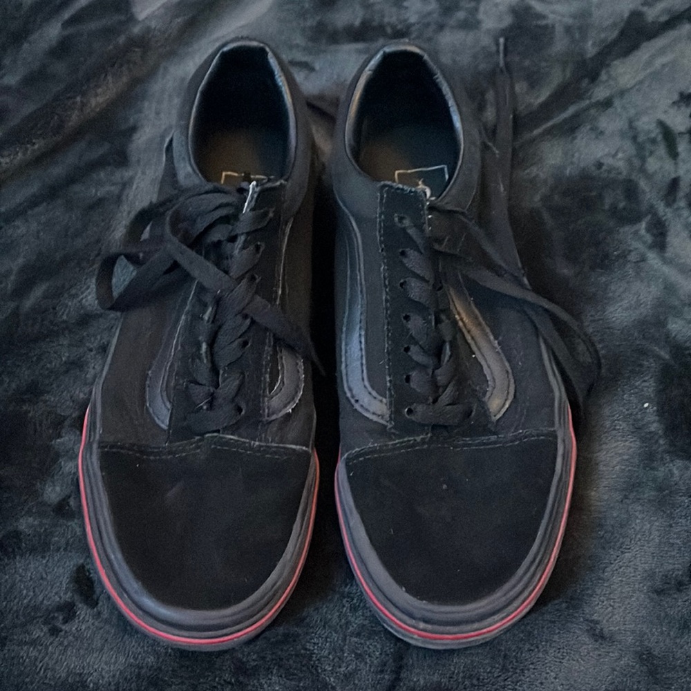 Black vans